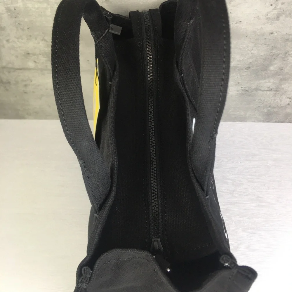 Marc Jacobs Black Tote with White Accents Szie M - Picture 6 of 11